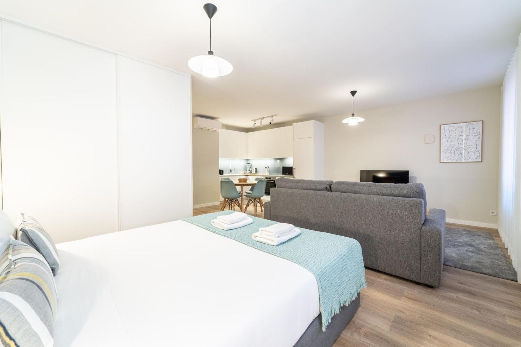 On The Square - Center By House And People Apartment Braga